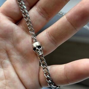 Silver Skull Chain Necklace